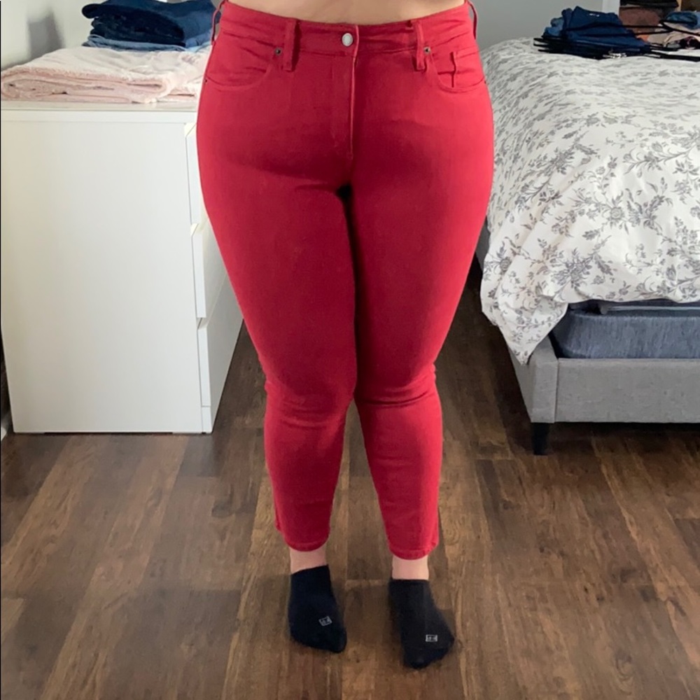 Universal Thread Jeans